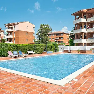 https://pierre-vacances-comarruga.catalonia-hotels.com